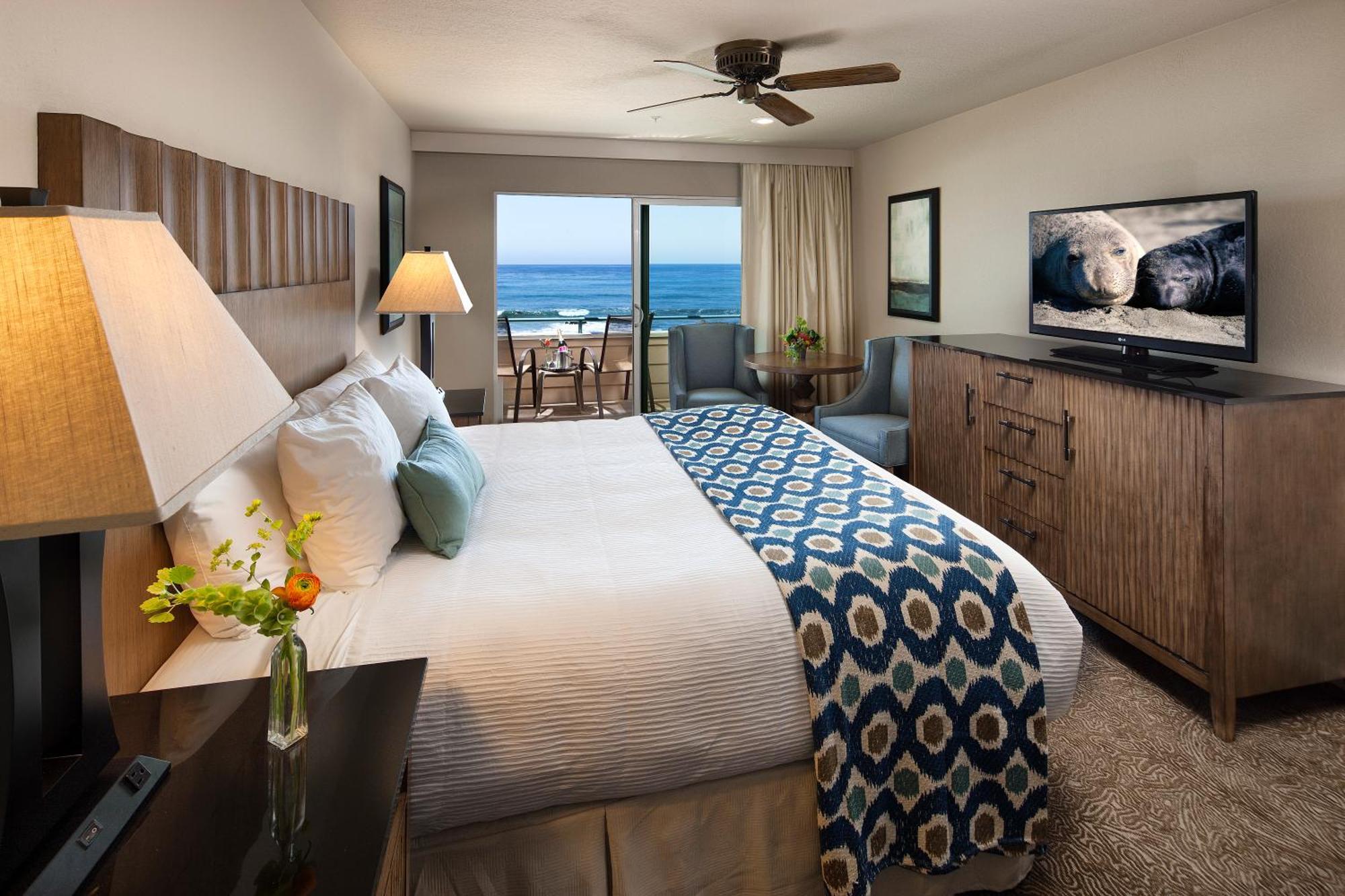 Cambria Landing Inn And Suites Ngoại thất bức ảnh