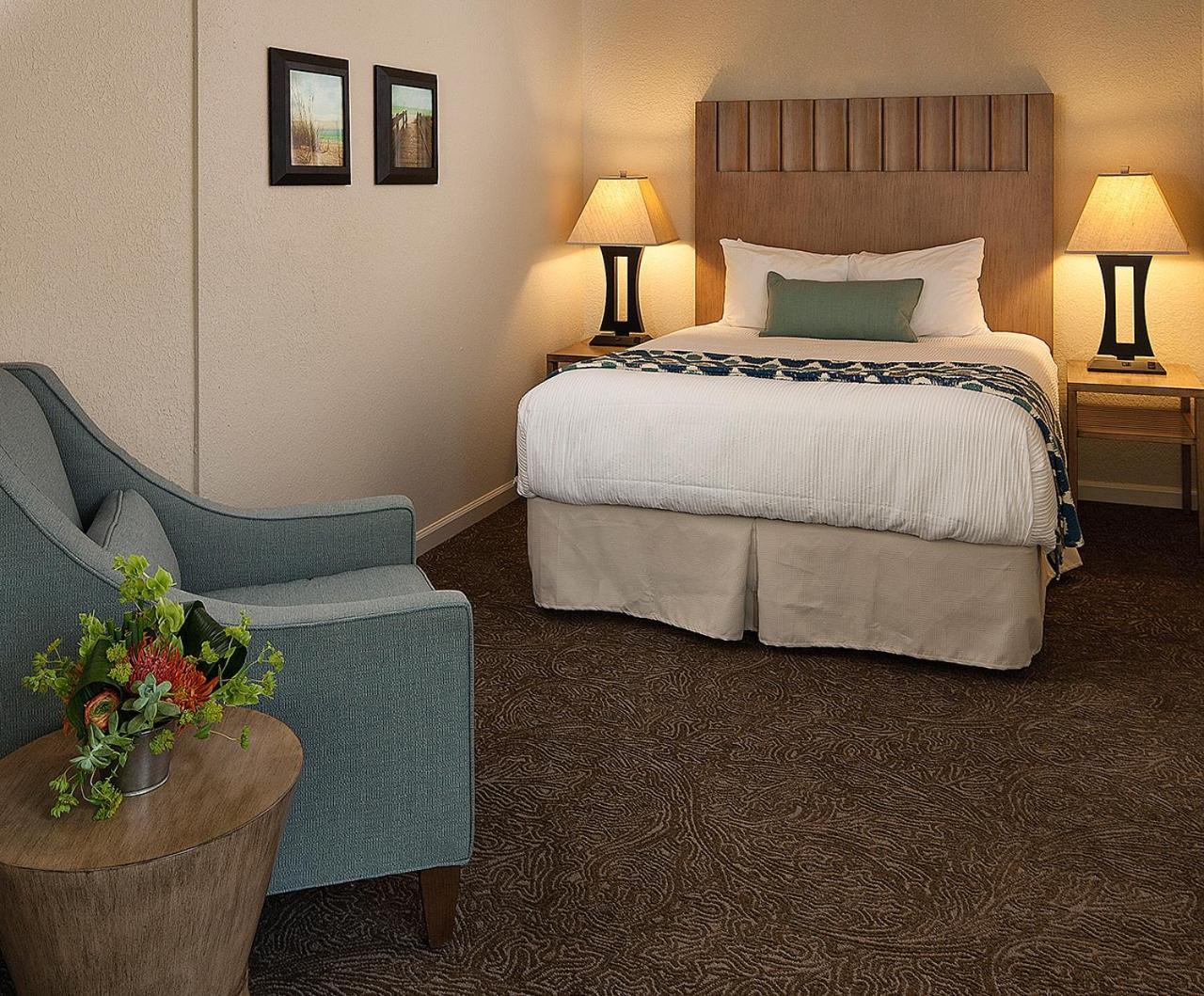 Cambria Landing Inn And Suites Ngoại thất bức ảnh